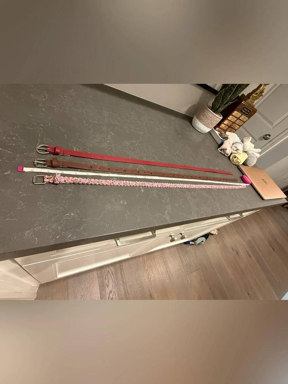 Girls’ belts